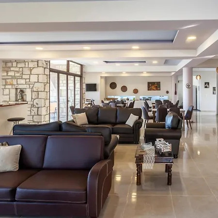 Hotell Dimitra's 3*